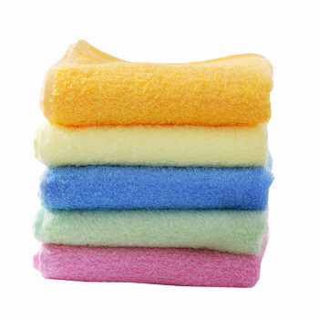 Gyerekeknek szóló bambuszrost törölköző – arcra való, puha és nedvszívó, 14-szálas fonal, Gold good márka, kevesebb mint 50 g