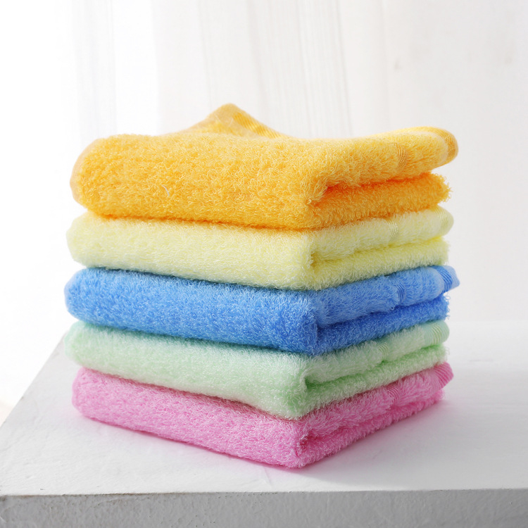 Gyerekeknek szóló bambuszrost törölköző – arcra való, puha és nedvszívó, 14-szálas fonal, Gold good márka, kevesebb mint 50 g