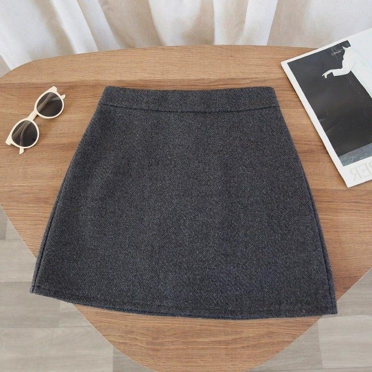 Pola s visokim strukom i A-krojem, pamuk-poliester smjesa, zatvarač, mikroelastičnost, gradski stil