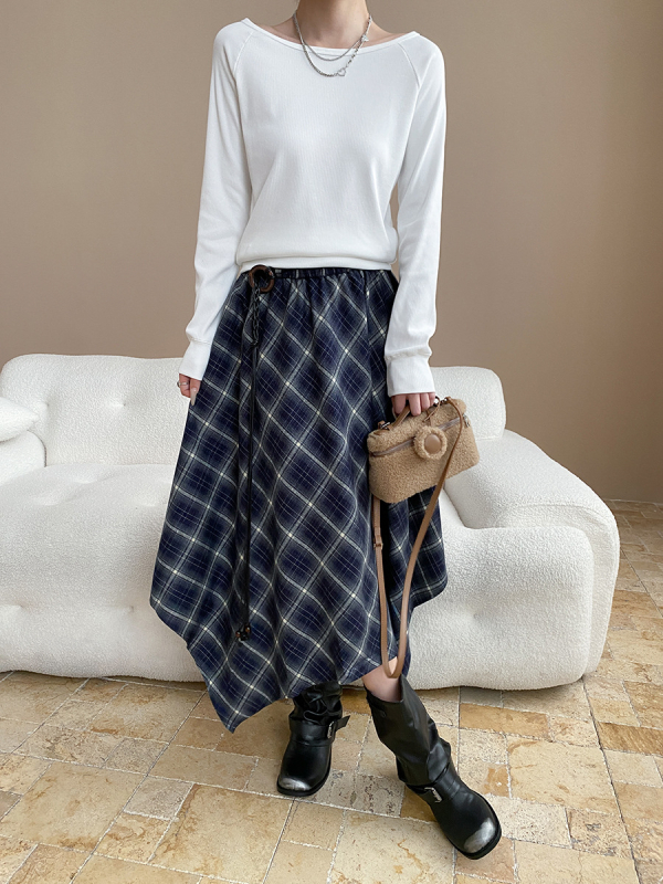 Duga karirana suknja s asimetričnim dizajnom i elastičnim visokim pojasom, pamuk-spandeks smjesa