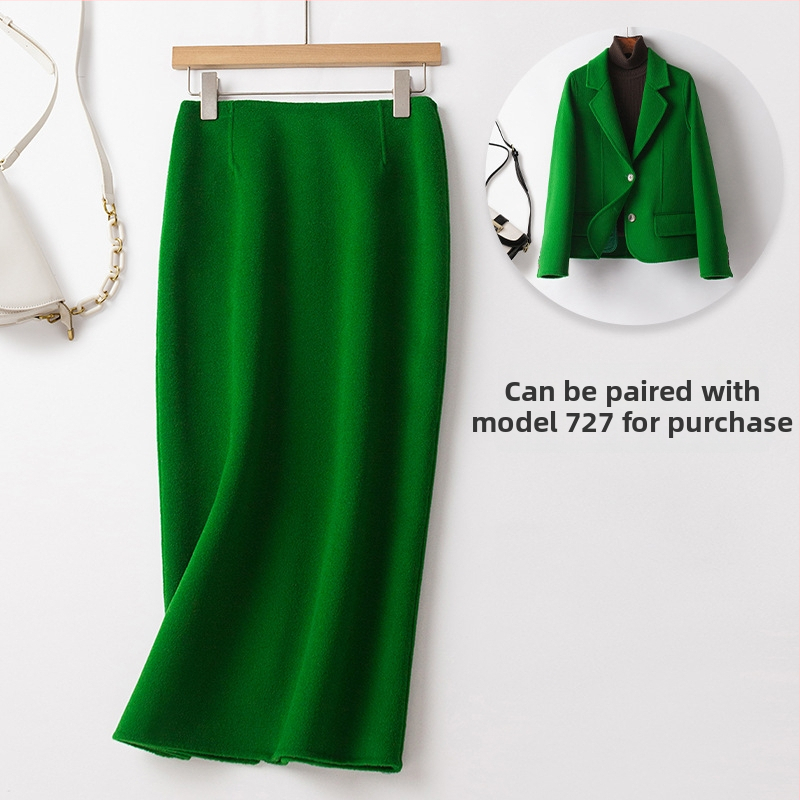 Vunena suknja, midi dužine, visok pojas, stražnji prorez