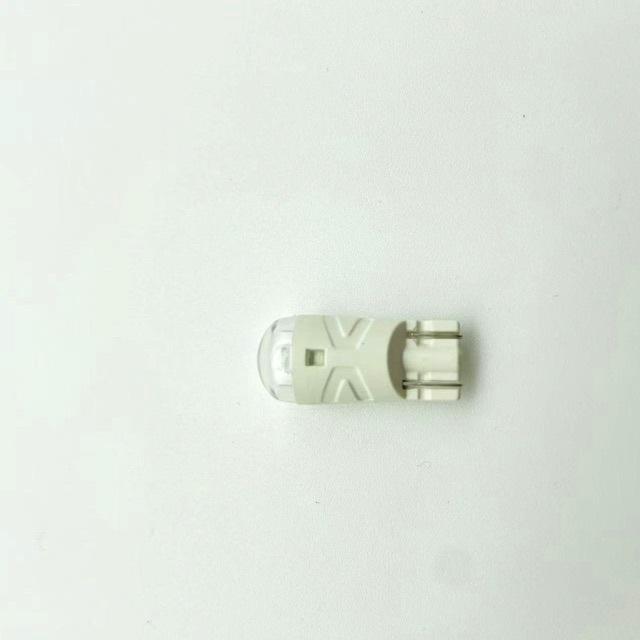 T10 W5W LED autóizzó a műszerfal és olvasó világításhoz, 12V, 6500K, modell 11961