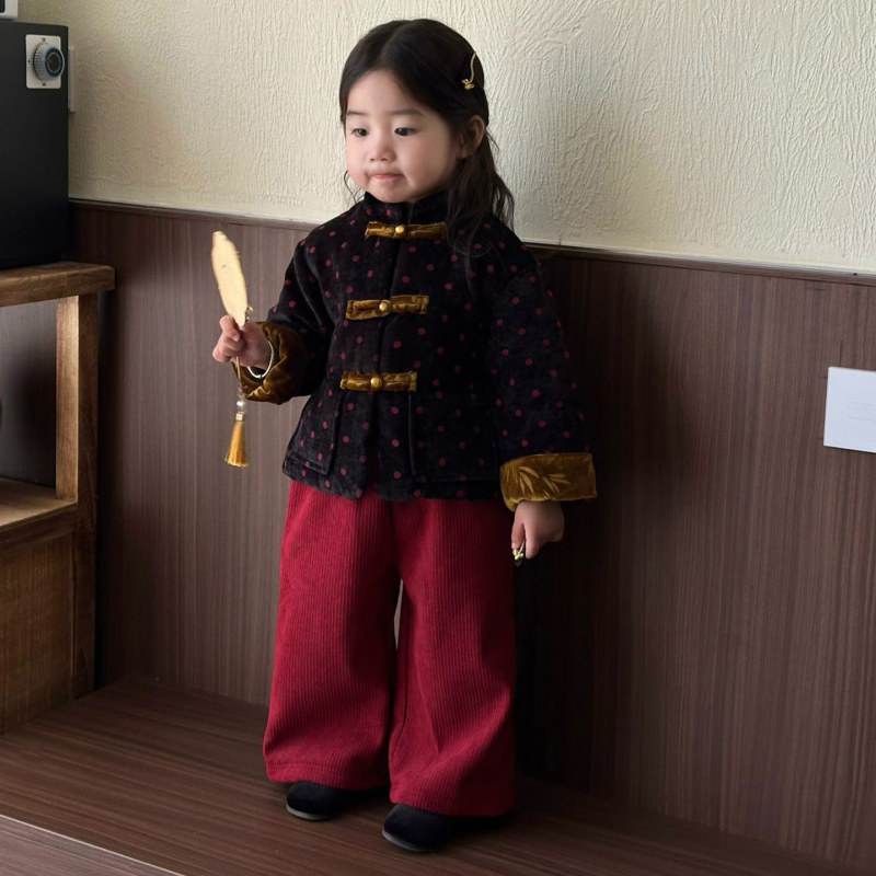 Lányoknak szóló őszi-téli nadrágos szett kontrasztos pöttyökkel, meleg galléros kabát és fleece bélésű nadrág, 85% pamut, 3–8 éveseknek, 2025 ősz