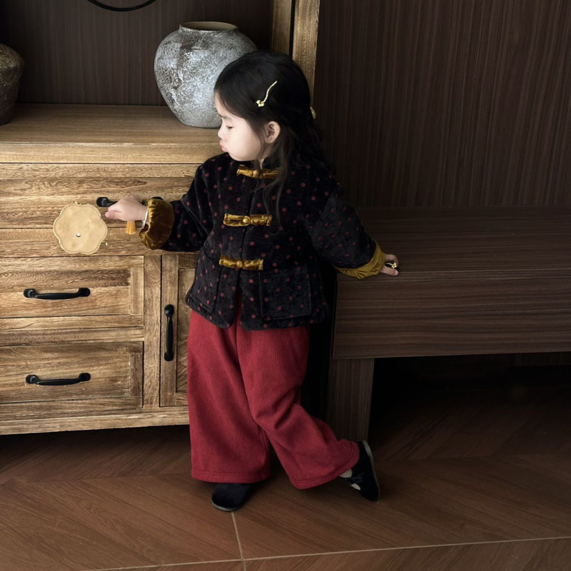 Lányoknak szóló őszi-téli nadrágos szett kontrasztos pöttyökkel, meleg galléros kabát és fleece bélésű nadrág, 85% pamut, 3–8 éveseknek, 2025 ősz