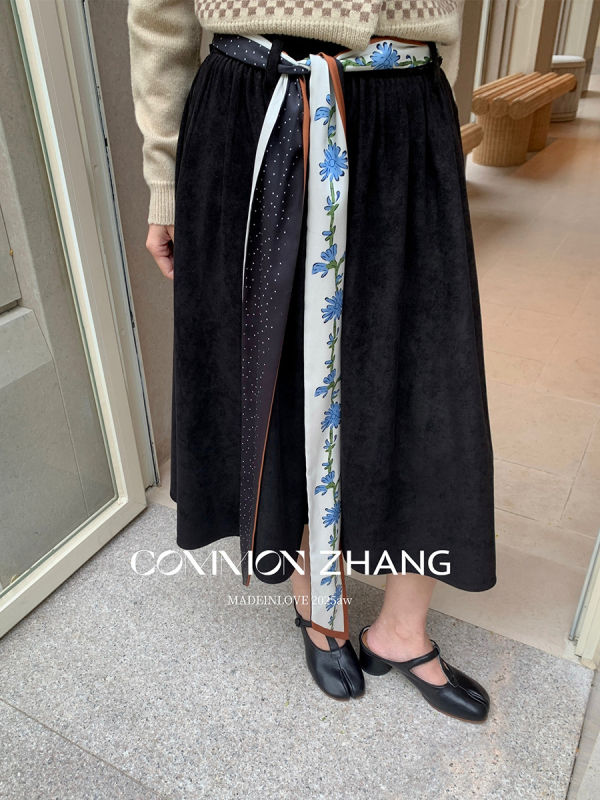 Suknja – široka A-linija, srednja duljina, elegantan uredski stil, poliestar 95%+, Zima 2025