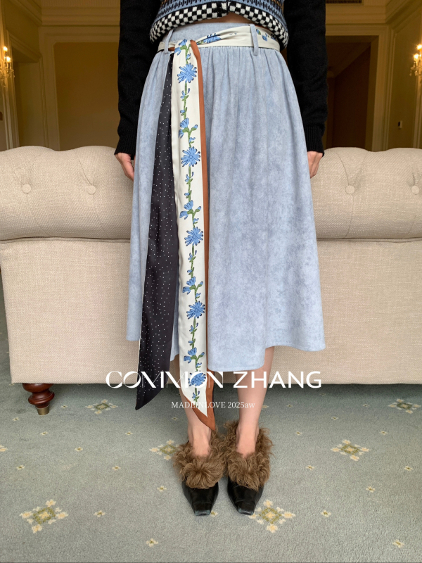 Suknja – široka A-linija, srednja duljina, elegantan uredski stil, poliestar 95%+, Zima 2025