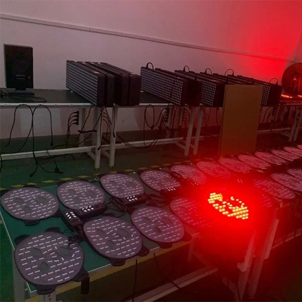 Maska za ljepotu s fotonskim podmlađivanjem i LED bojnom svjetlošću, 3. i 4. način rada, hidratacija