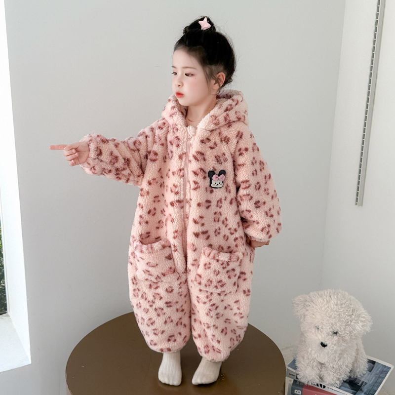 Детски цялкомбинезон за спане, дебел зимен модел, зайчева козина 70–80%