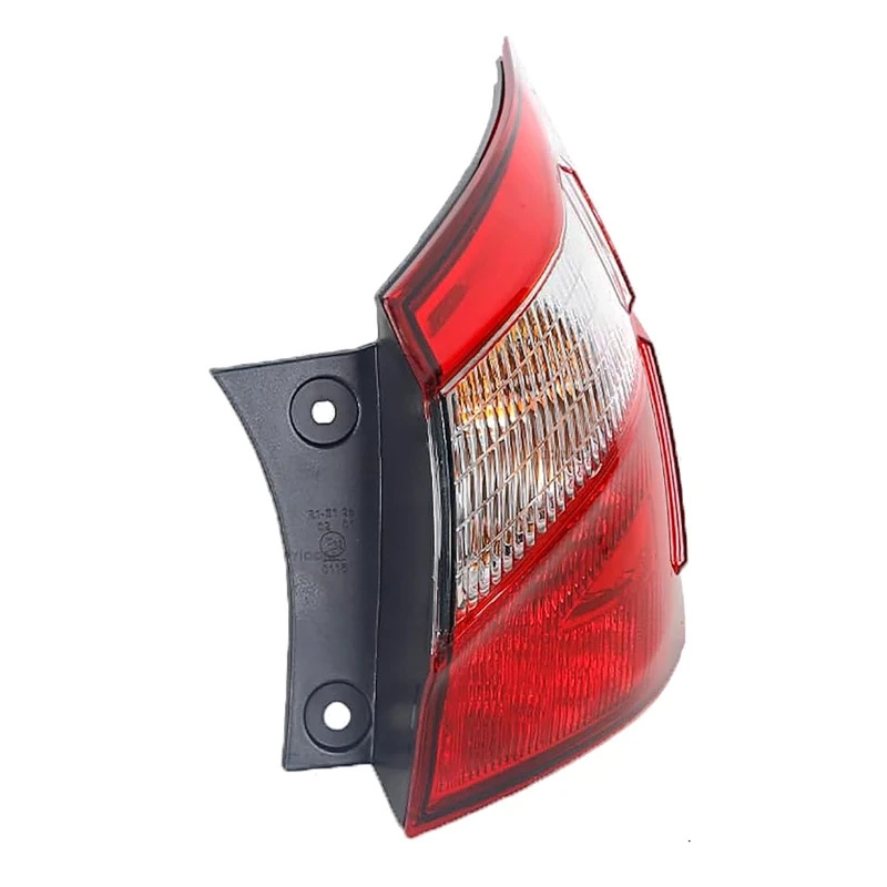 Nissan Qashqai J10 stražnje svjetlo 26555-BR00A 26559-BR01A