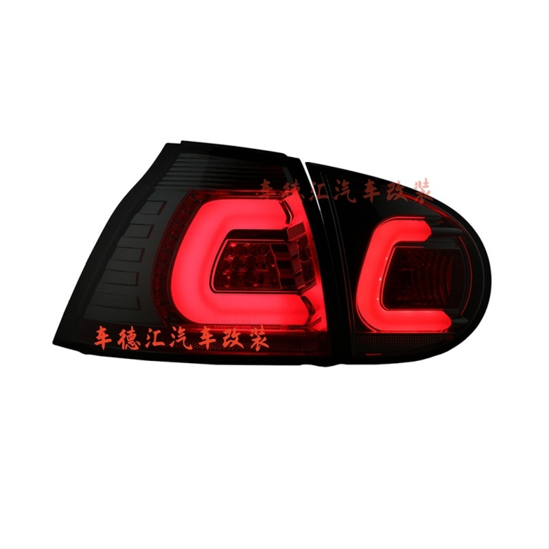 LED zadné svetlo pre VW Golf 5 (2003-2008) - 45W, 12V, 4500 lm, ABS telo