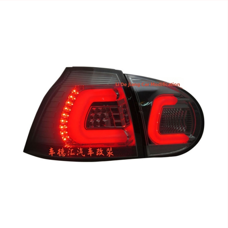 LED zadné svetlo pre VW Golf 5 (2003-2008) - 45W, 12V, 4500 lm, ABS telo