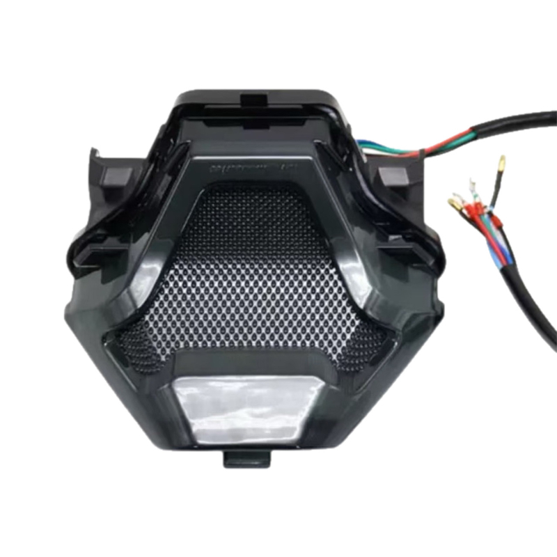 Motociklističko stražnje LED svjetlo Yamaha R3/R25 MT-03/MT-07 — 12V, 1.6W, ABS/metal, model Xjx-wd001
