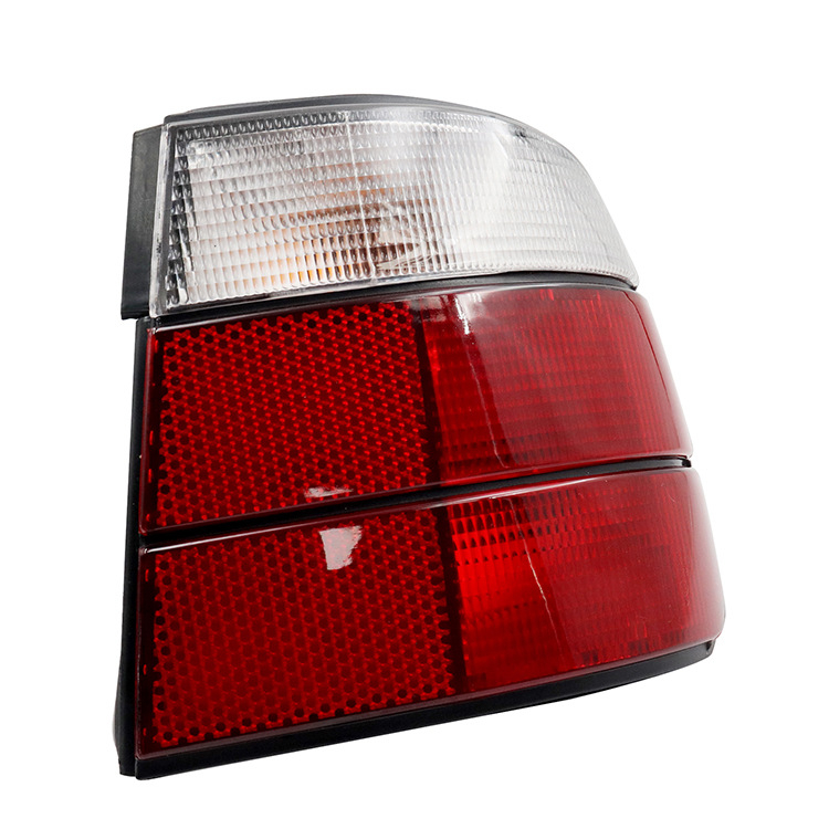 Tunfer LED stražnje svjetlo za BMW E34 – 63211384010