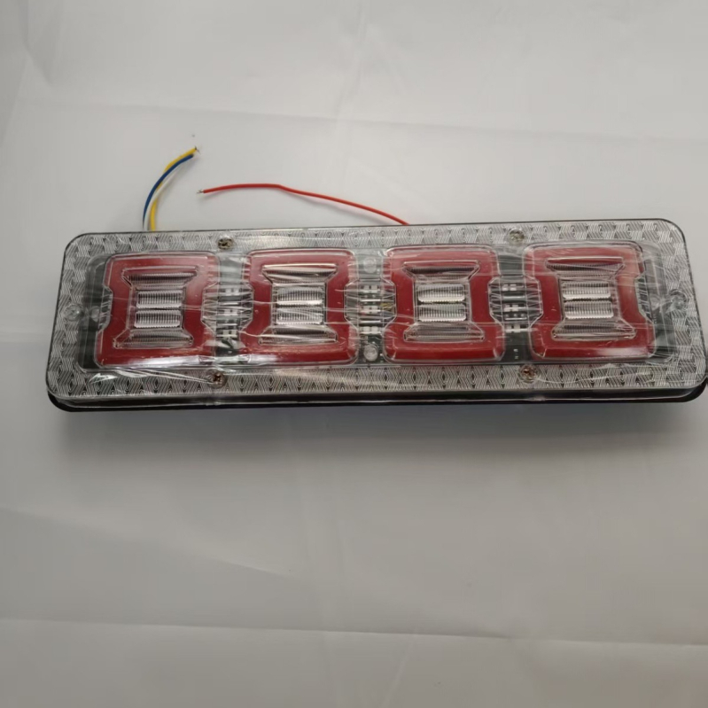 LED stražnja svjetla za teška vozila - komplet za Howo, Dongfeng, Tianlong, 24V, universalno stražnje svjetlo, dimenzije 39 x 14 cm