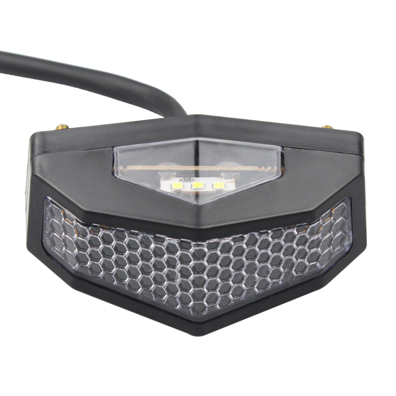 Zadnja svjetiljka motocikla - LED, 12V, 3W, 3000LM, 3000K, 10000h