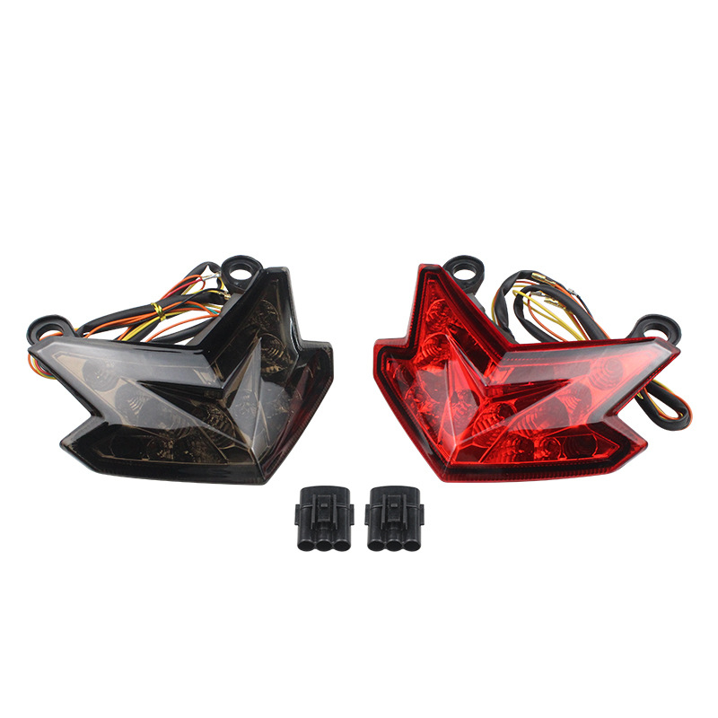 Zadnje svjetlo za motocikl Kawasaki Z800 s LED, 12V, 5W, vijek trajanja 30000h