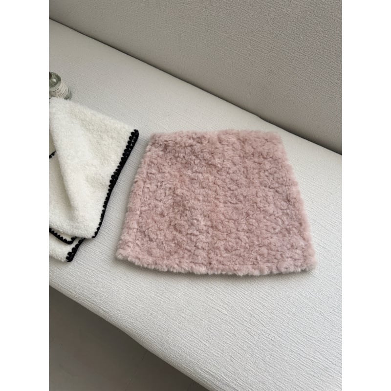 Suknja A-linije s visokim strukom, poliester, mekana plišana tekstura, visoka elastičnost, elegantan uredski stil