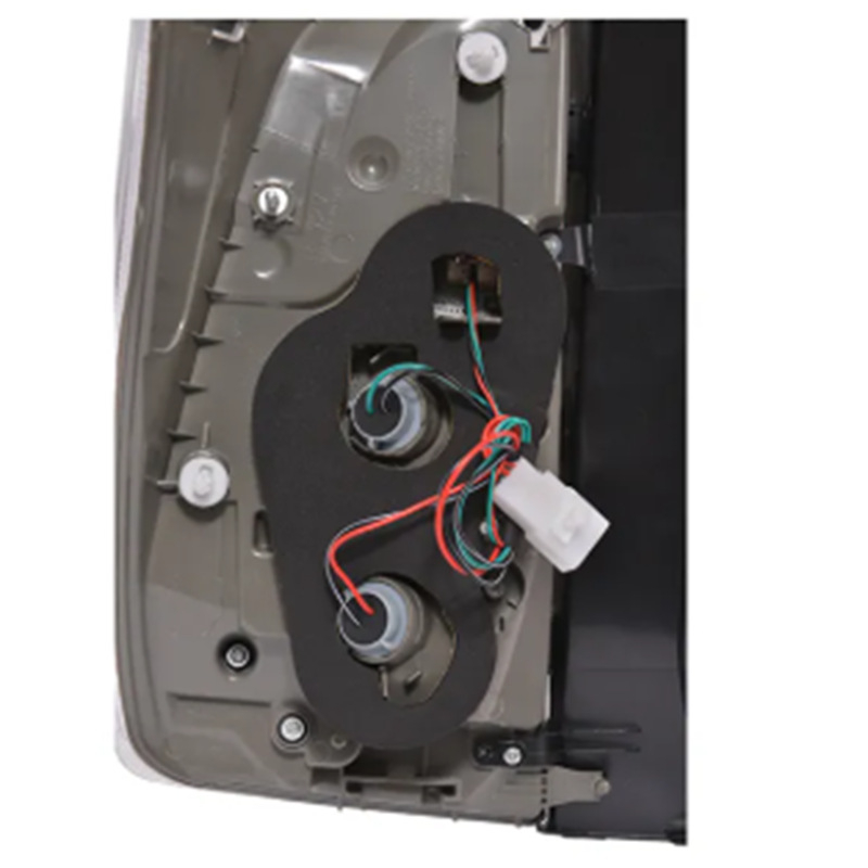 Sochi Stražnje svjetlo za Toyota Prius XW30 2013-2015, oznake R81550-47170 i L81560-47170