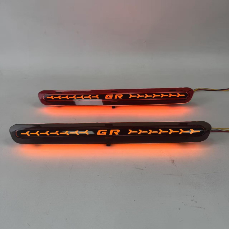 16–21 Hilux Revo felső féklámpája, LED, ABS házban, 12V, élettartam 50 000 óra, hátsó ködfény és irányjelző