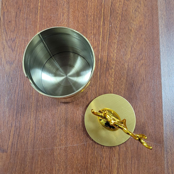 Ανοξείδωτο τασάκι αυτοκινήτου και οικιακής χρήσης με καπάκι, σχέδιο ελάφι, μοντέλο A348, φινίρισμα λείανσης, βάρος 193 g