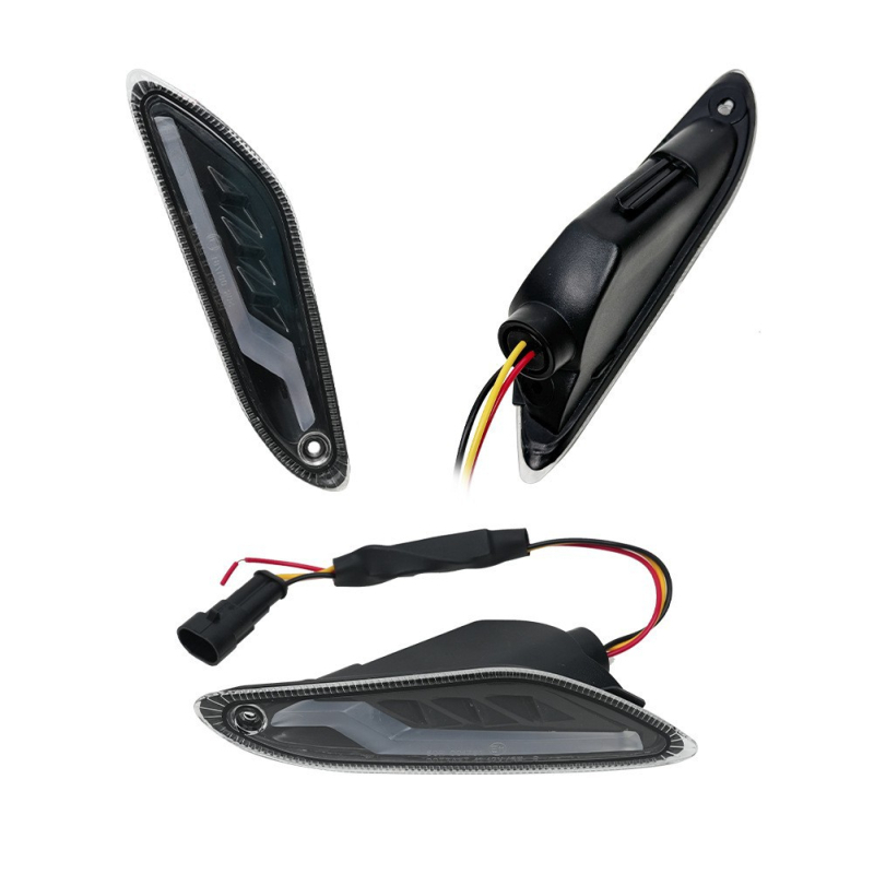 LED első- és hátsó jelzőfény készlet Vespa Sprint 50/125/150 (2014–2023), 12V, 30W, OT038 modell