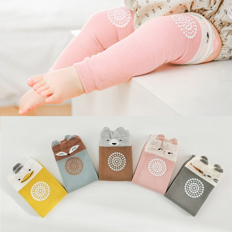 Ijobe gyerek zokni hosszú cső, anti-slip pöttyökkel a járás tanulásához, pamutból, 1–3 éveseknek