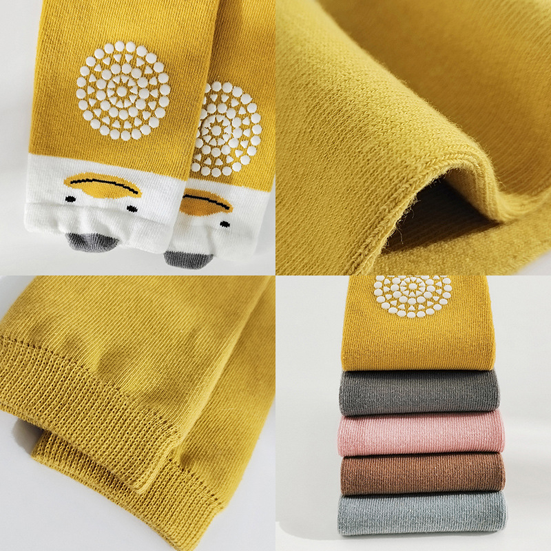 Ijobe gyerek zokni hosszú cső, anti-slip pöttyökkel a járás tanulásához, pamutból, 1–3 éveseknek