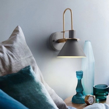Zidna svjetiljka s kovnim tijelom i sjenilom; LED svjetlo, 220V, moderni minimalistički nordijski retro industrijski stil