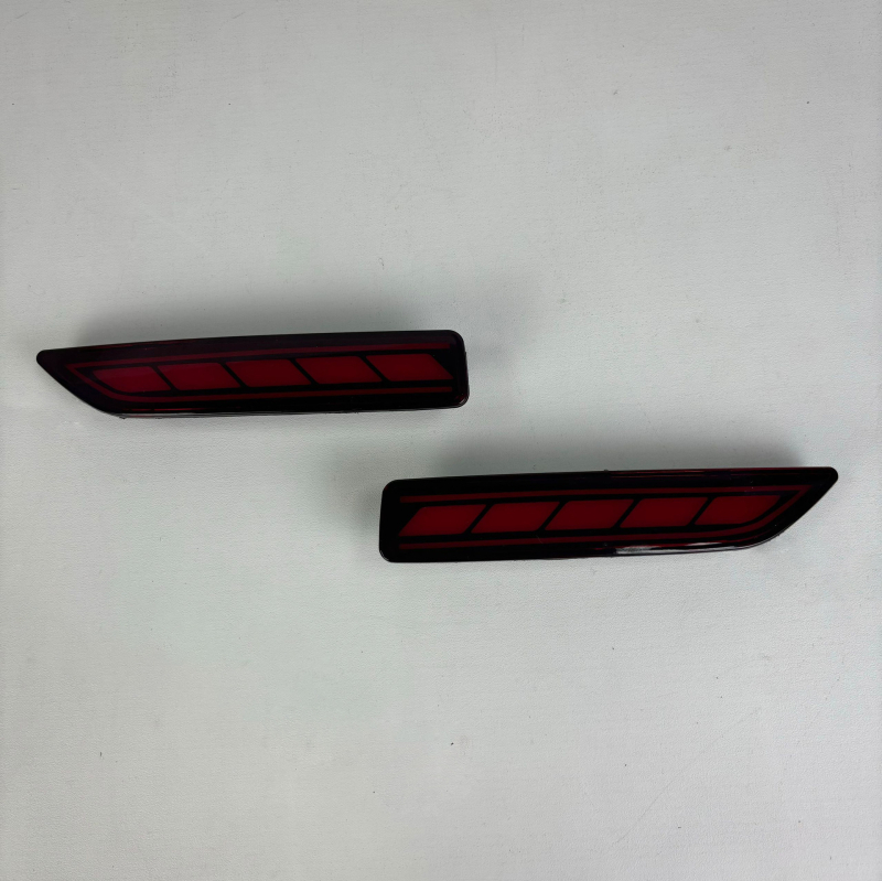 LED stražnja traka svjetala za Honda CR-V/BR-V/Mobilio Vanguard s efektom tekuće vode — ABS+LED, 12V, 1A, 1W