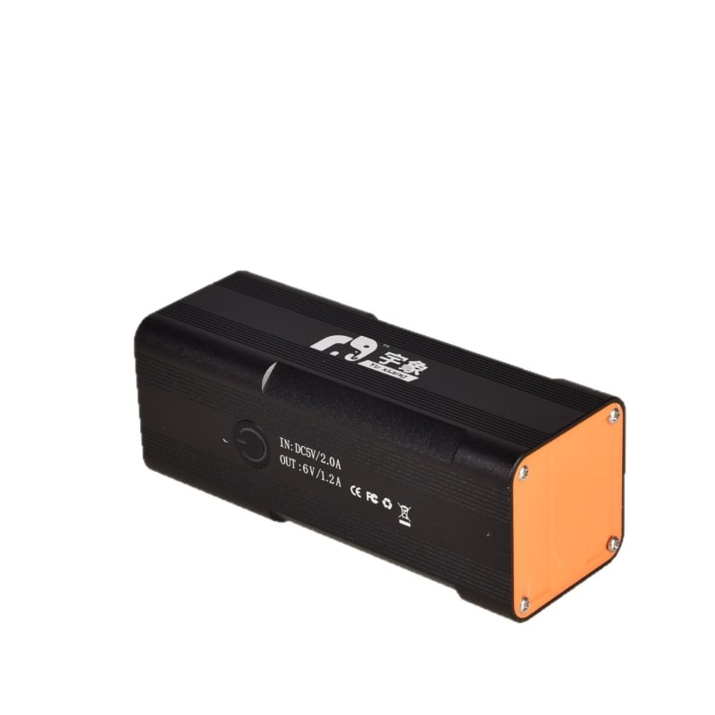 LED sarokfali fény, újratölthető lítium akkumulátorral – Yuxiang