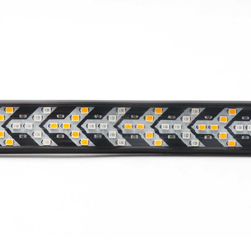 LED stražnje svjetlo za pickup – višenamjensko s kočnicom i pokazivačem smjera, 12V, 5W, 2835 LED, 6500K, vijek trajanja 5000h