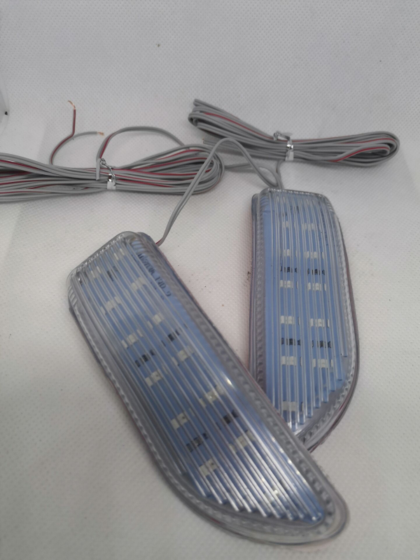 Automobilska LED svjetla za pokazivače smjera uz bočni retrovizor i kutna svjetla, 13 LED, 12V, Model 36, Univerzalno