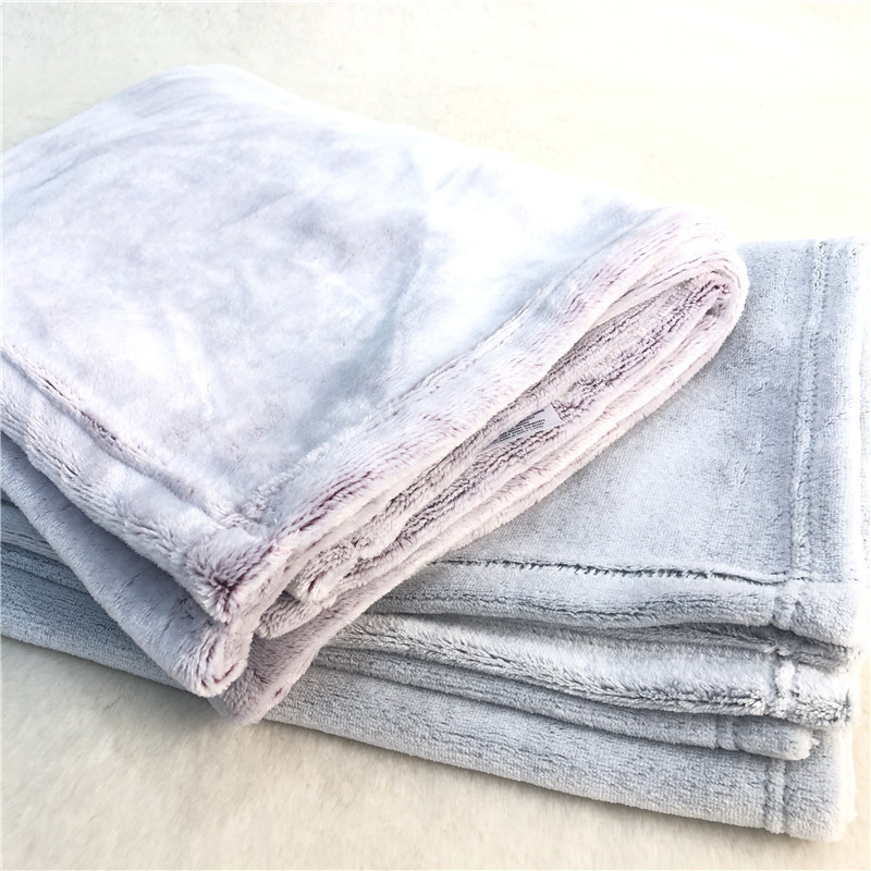 Gyerekeknek és háziállatoknak — többfunkciós pléd, flanel anyagból, 300 g