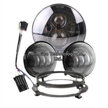 Set LED farova za Harley‑Davidson Road King: 7-inčni LED glavni far i 4,5-inčni magleni far s nosačima