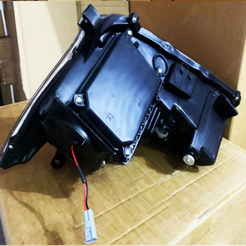 Prednje svjetlo za Lexus RX330 (2003-2008), PC materijal, RX300 model, kompatibilno RX300, razina zaštite A, vijek trajanja 8000
