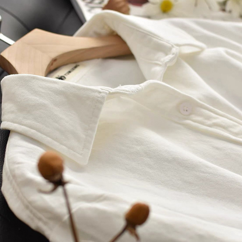 Ženska ležerno krojena bluza s dugim rukavima, 95% pamuka, ovratnik košulje, opuštena silueta