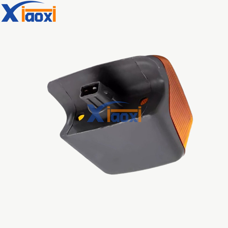 Mercedes-Benz Atego camion faruri de colț, lateral și semnalizare (lumină placă în formă de frunză) — 12V halogen, carcasă din PC, viață 5000 h, piesa 9738200321