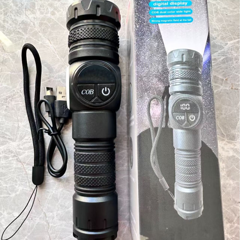 Mágneses zseblámpa lézerfénnyel, hatótáv >500 m, fényerő >350 lm, újratölthető 1200 mAh akkumulátor