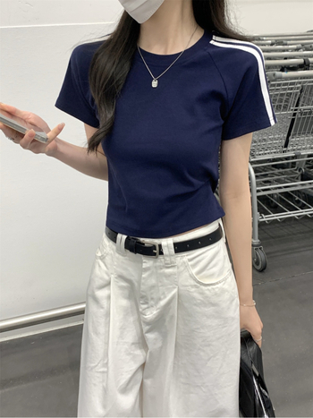 Slim-fit Milk Silk Póló, Kereknyakú, Rövid Ujjú, Egyszínű