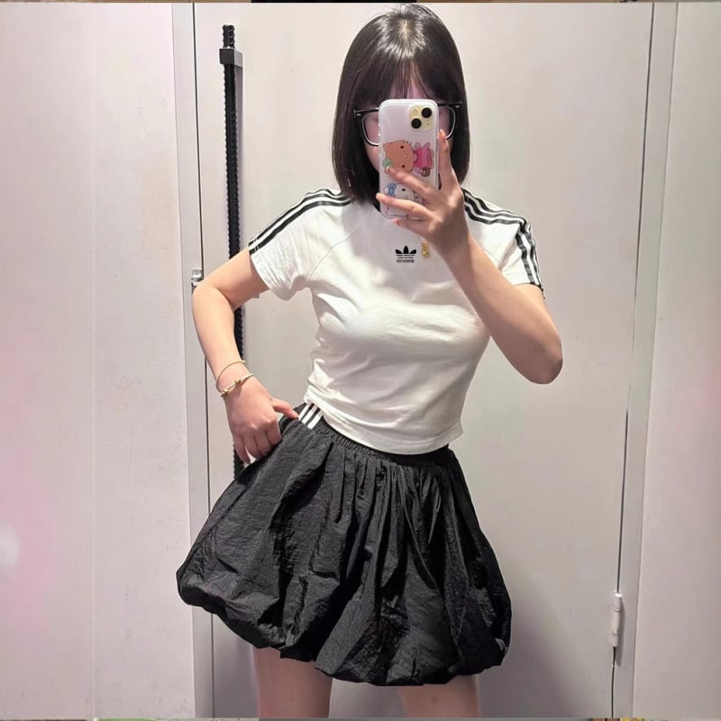 Ženska majica s kapuljačom, uski kroj, pamuk, motiv djeteline i 3D uzorak