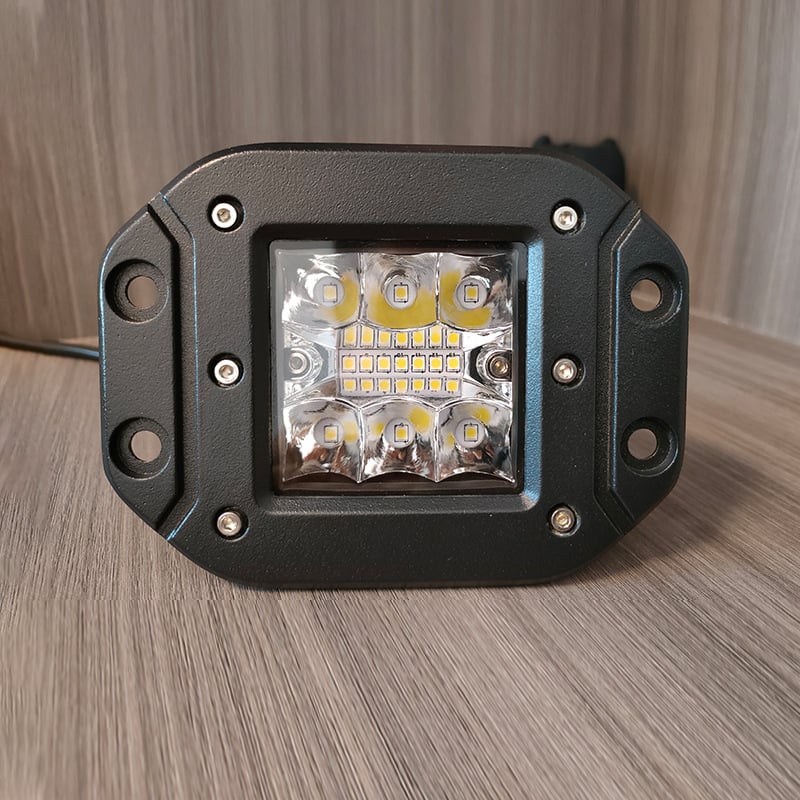 Off-road LED reflektor - kvadratni s ušima, 40W, 12-24V, 8000 lm, 50.000 h
