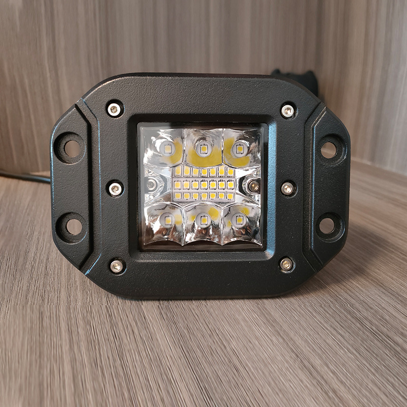 Off-road LED reflektor - kvadratni s ušima, 40W, 12-24V, 8000 lm, 50.000 h