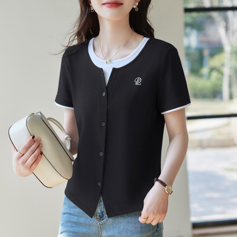 Ženski pamukasti T-shirt s okruglim izrezom i kratkim rukavima, ležerni kroj, 90–95% pamuka, standardna duljina, casual stil, ljeto 2025