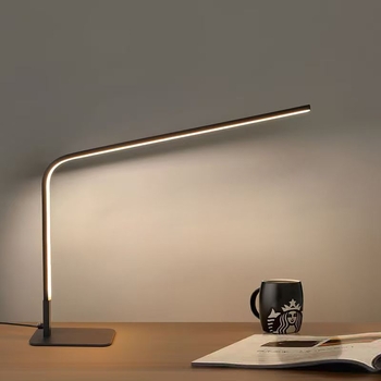 Stolna lampa za čitanje i učenje — anti-plavo svjetlo, nordijski stil, aluminijski abažur (CRI ≥ 90; 12W; ≤36V; napajanje iz utičnice)
