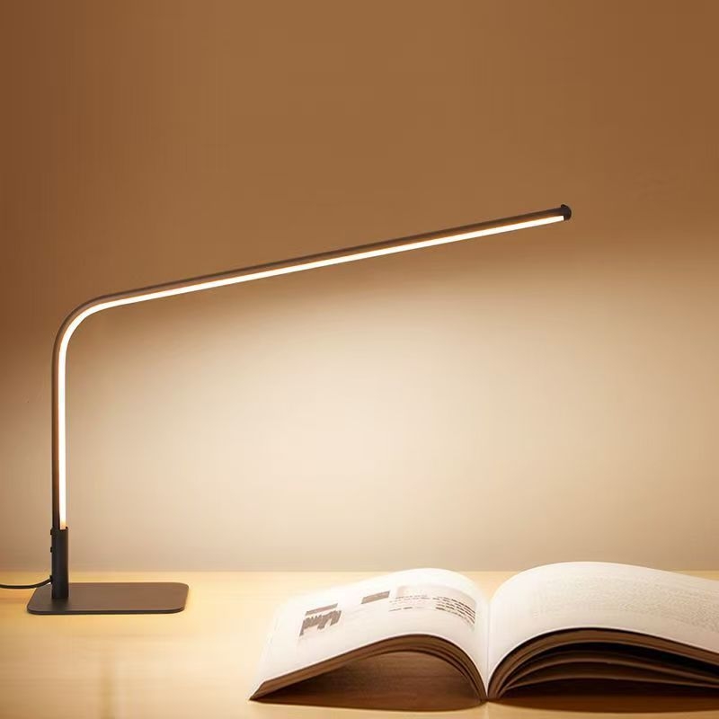 Stolna lampa za čitanje i učenje — anti-plavo svjetlo, nordijski stil, aluminijski abažur (CRI ≥ 90; 12W; ≤36V; napajanje iz utičnice)