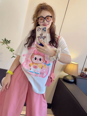 Pamut póló, anime karikatúra nyomott mintával, kerek nyakú, rövid ujjú, közepes hosszúságú