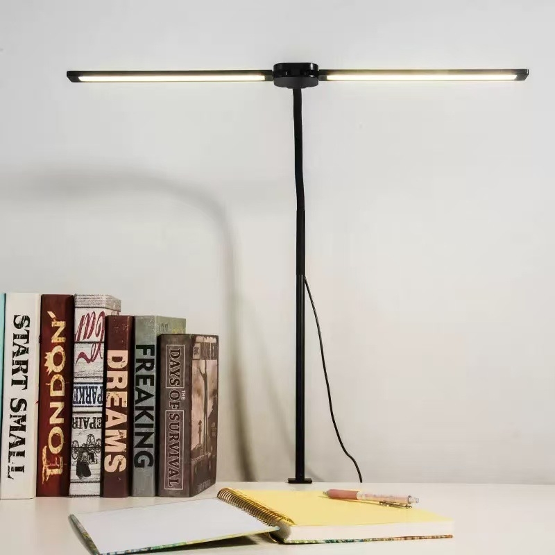 LED stolna lampa za učenje s klipom, dvostruka glava, USB napajanje, dodirni prekidač, metalno sjenilo