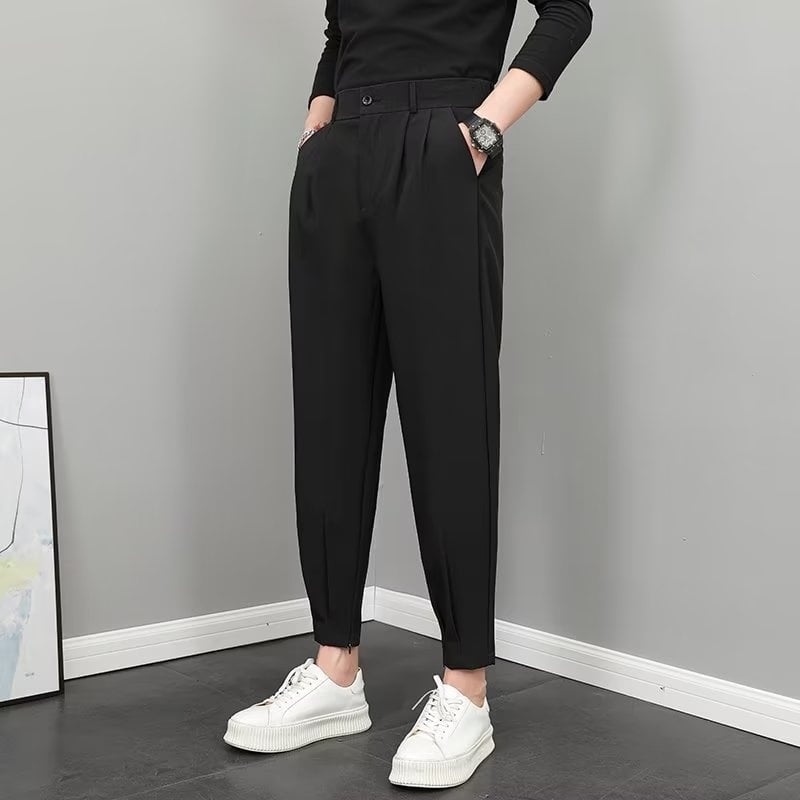 Muške hlače Slim-fit s višestrukim džepovima, bez glačanja, mješavina kemijskih vlakana, 85% poliester