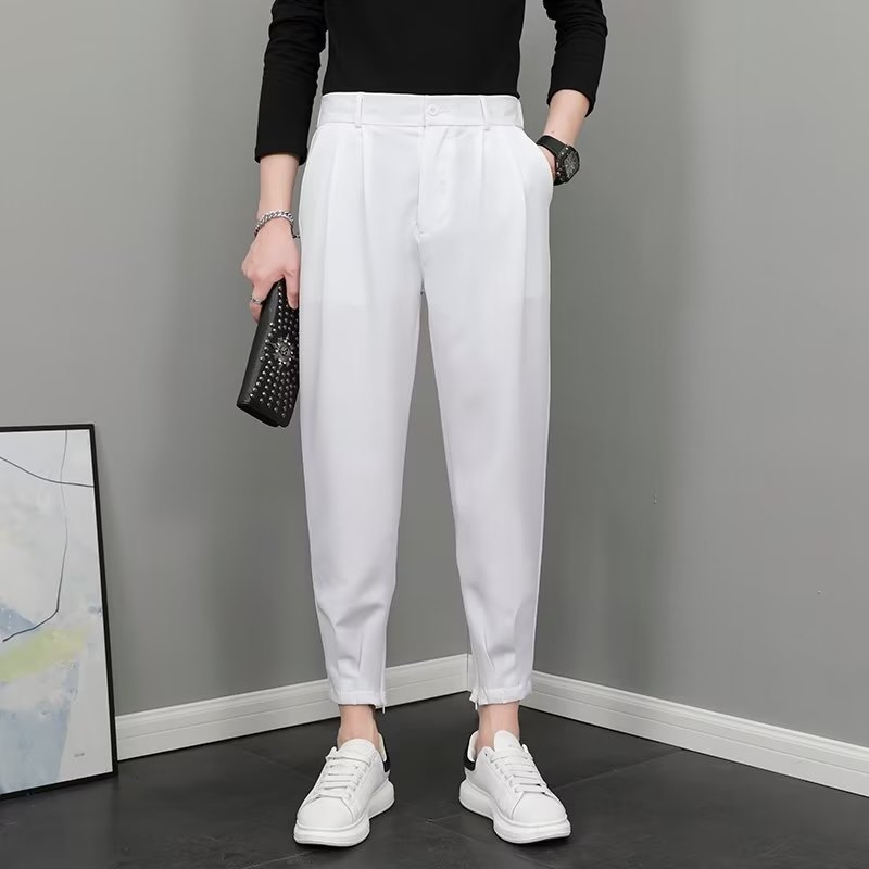 Muške hlače Slim-fit s višestrukim džepovima, bez glačanja, mješavina kemijskih vlakana, 85% poliester