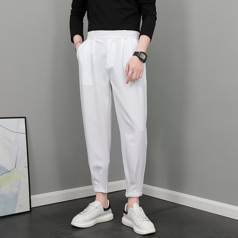 Muške hlače Slim-fit s višestrukim džepovima, bez glačanja, mješavina kemijskih vlakana, 85% poliester